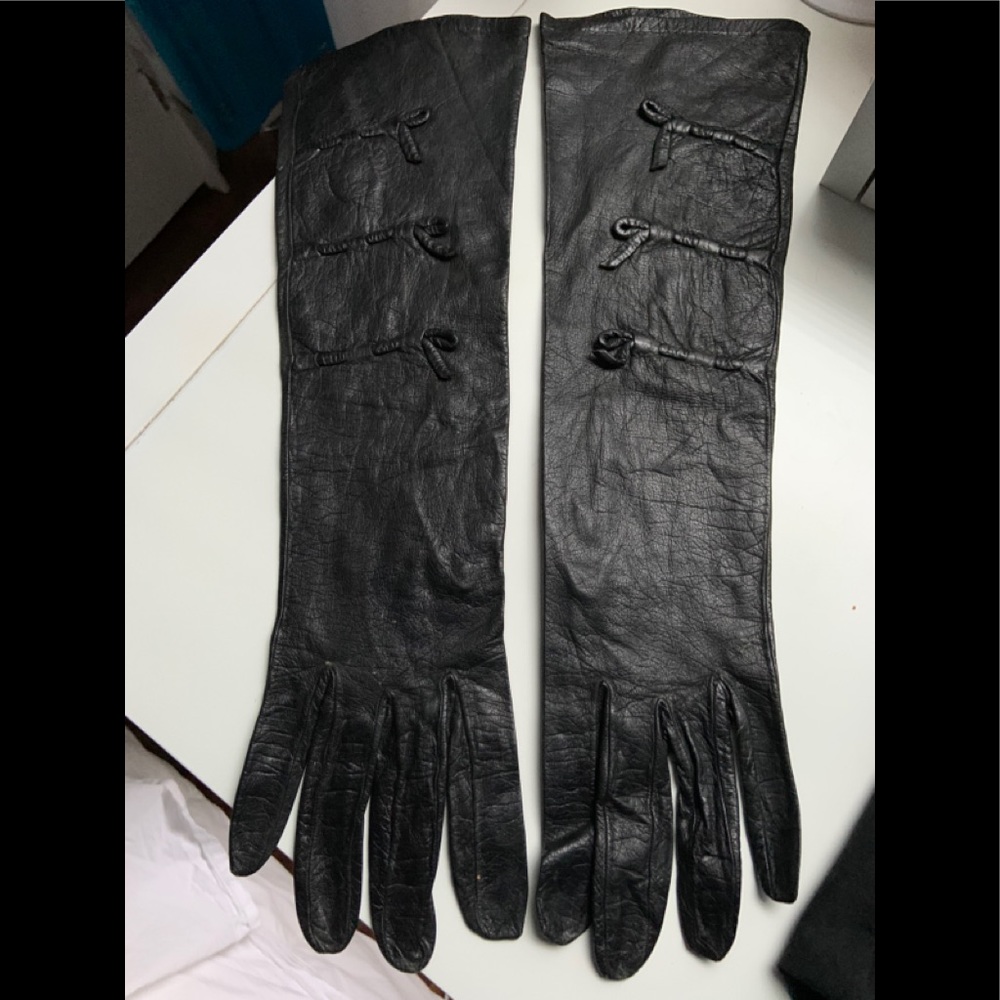 VINTAGE LONG GAUNTLET BLACK  LAMBSKIN GLOVES M/7